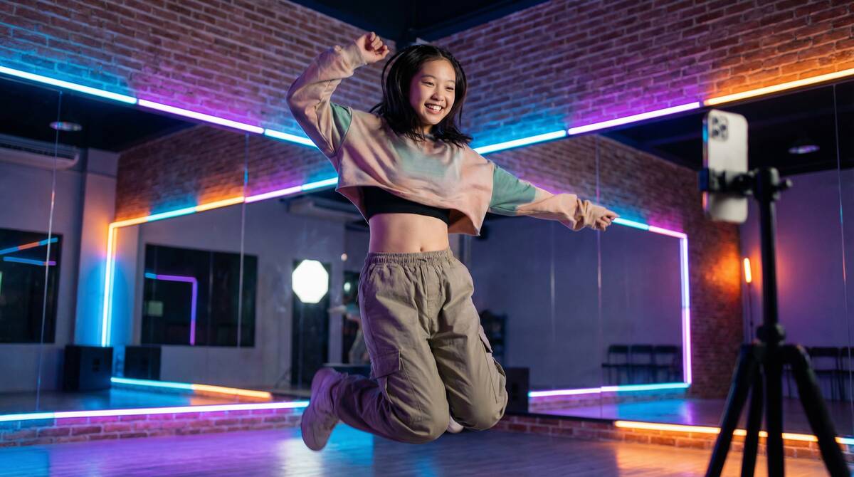 免费韩漫舞蹈视频